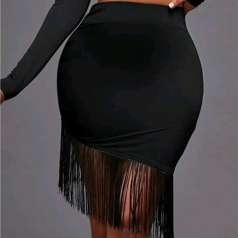 Black Asymmetrical Zip Super Stretchy Fringe Skirt Size XS(2)